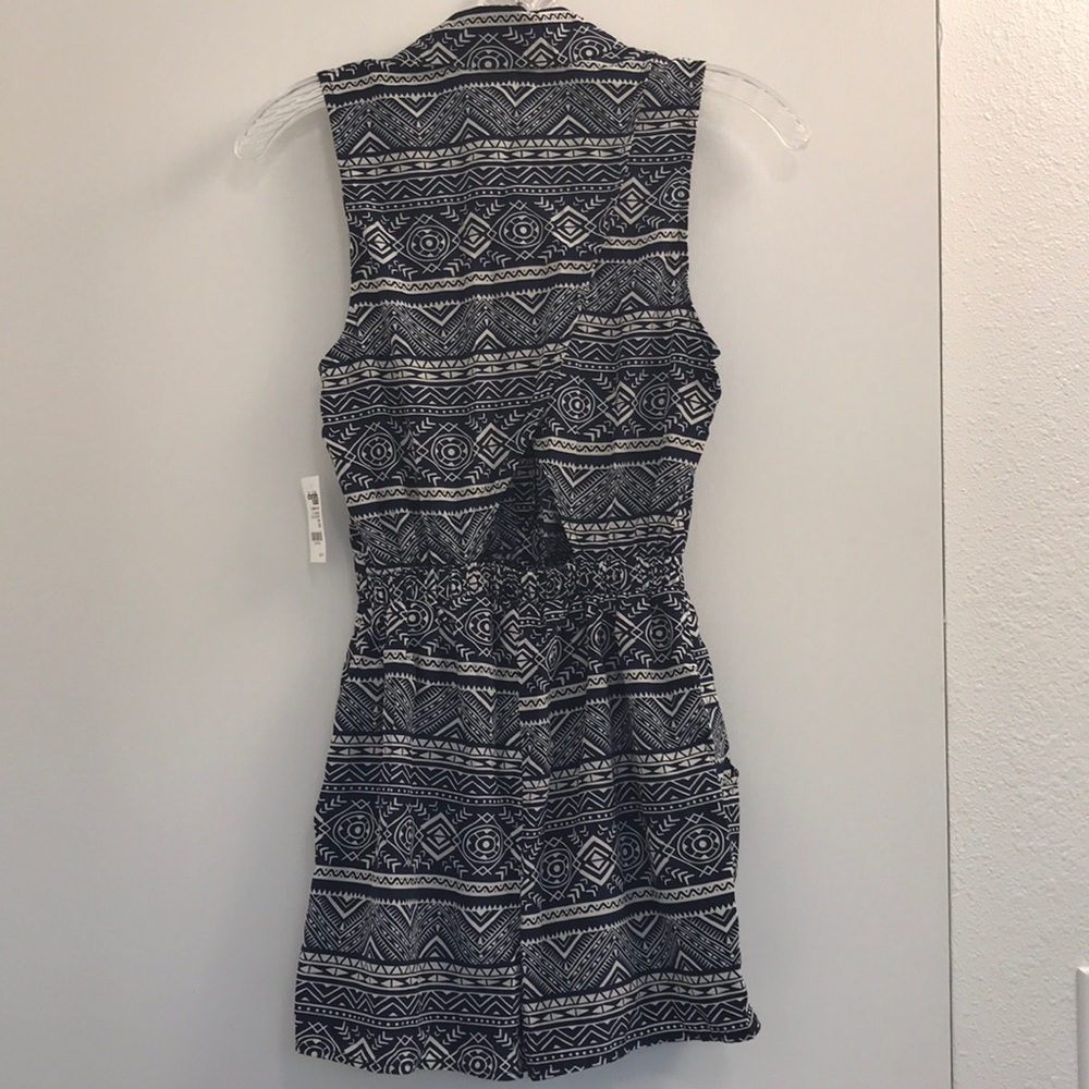 Romper - Picture 3 of 7